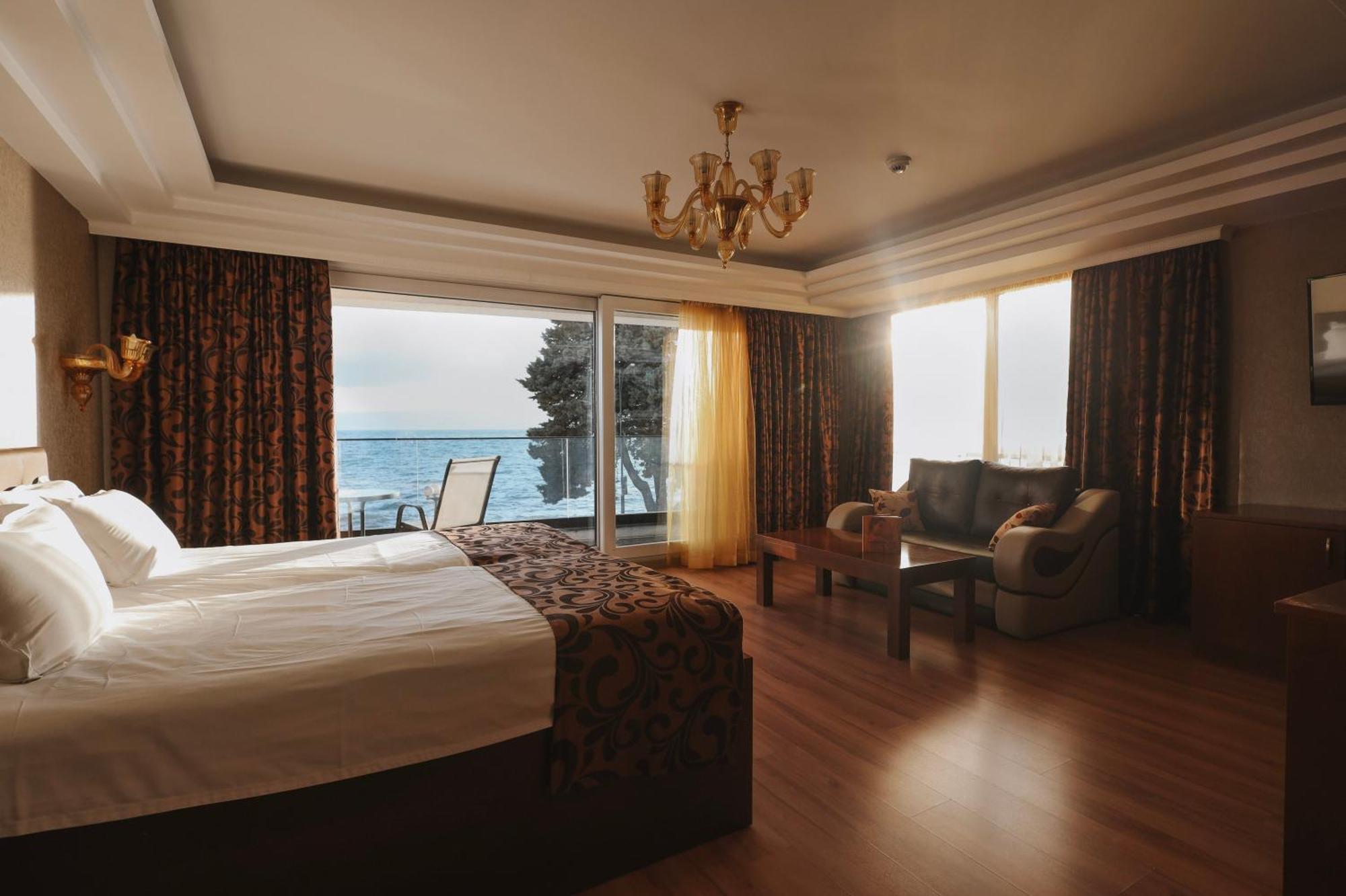 Mr.I Boutique Hotel & Bar Ohrid Exterior foto