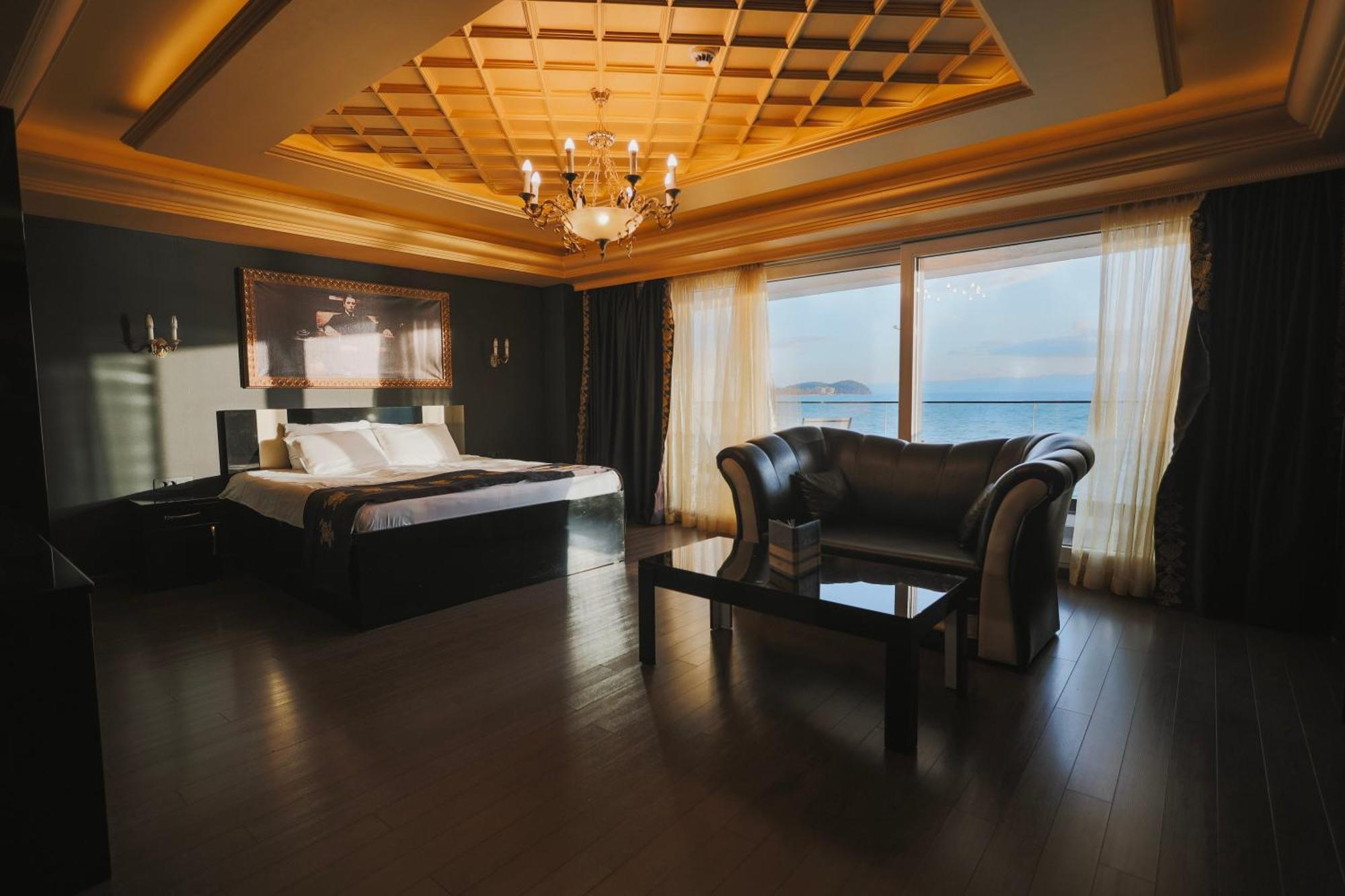 Mr.I Boutique Hotel & Bar Ohrid Exterior foto